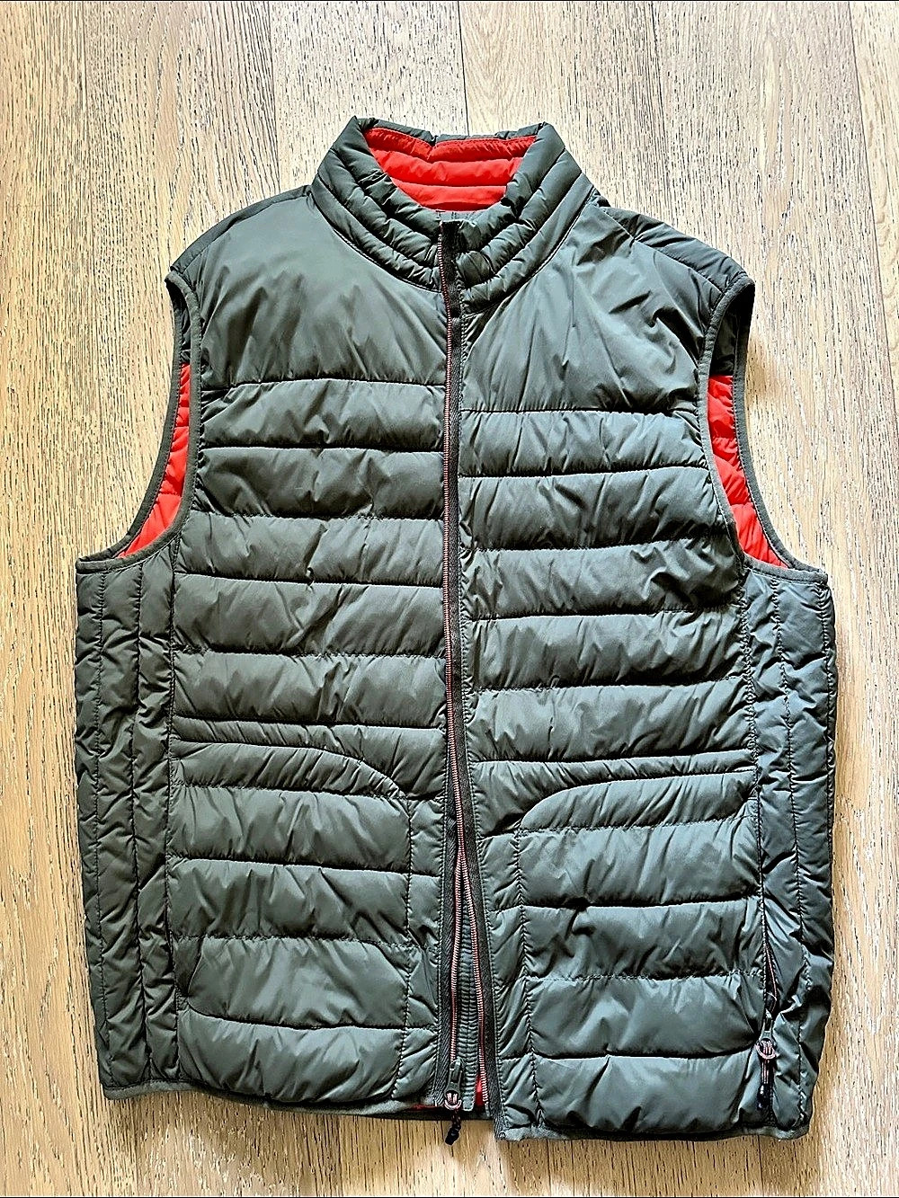 Gap PrimaLoft insulated vest Quilted Vest in Green & orange